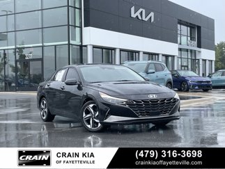 Used 2022 Hyundai Elantra Limited image 1