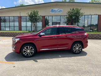 Used 2018 GMC Terrain Denali w/ Comfort Package image 1