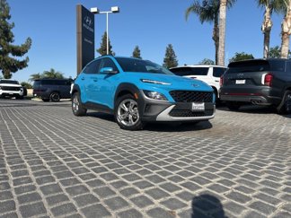 Certified 2022 Hyundai Kona SEL w/ Convenience Package image 1