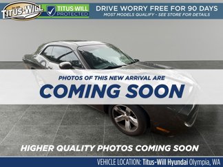 Used 2014 Dodge Challenger SXT image 1