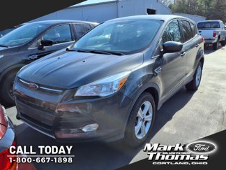 Used 2015 Ford Escape SE image 1