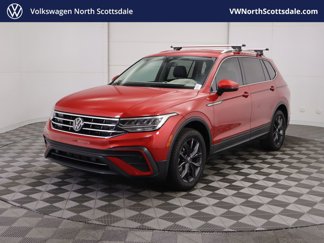 Certified 2022 Volkswagen Tiguan SE image 1