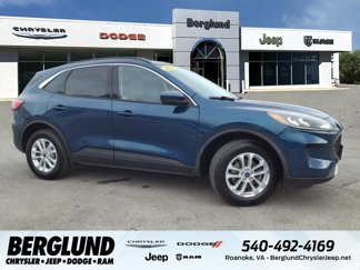 Used 2020 Ford Escape SE image 1