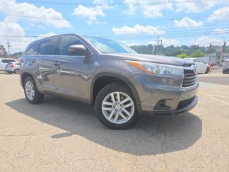 Used 2015 Toyota Highlander LE image 1