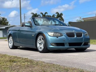 Used 2010 BMW 328i Convertible image 1