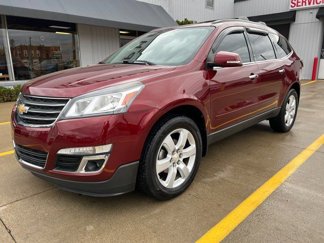 Used 2017 Chevrolet Traverse LT w/ Style and Technology Package image 1