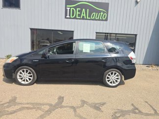Used 2012 Toyota Prius V Two image 1
