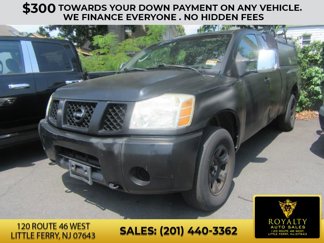 Used 2005 Nissan Titan XE image 1