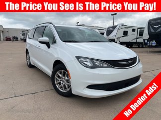 Used 2021 Chrysler Voyager Lxi image 1