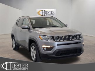 Used 2019 Jeep Compass Latitude image 1