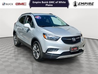 Used 2022 Buick Encore Preferred image 1
