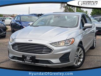 Used 2019 Ford Fusion SE image 1