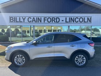Used 2022 Ford Escape SE image 1