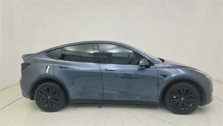 Used 2023 Tesla Model Y AWD image 1