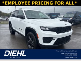 New 2025 Jeep Grand Cherokee Altitude image 1