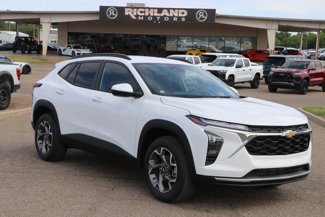 New 2025 Chevrolet Trax LT w/ Driver Confidence Package image 1