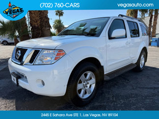 Used 2011 Nissan Pathfinder SV image 1
