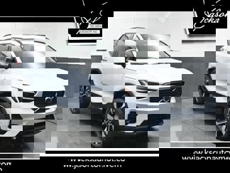 New 2025 Volvo XC40 B5 Plus w/ Protection Package Premier image 1