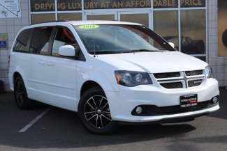 Used 2016 Dodge Grand Caravan R/T image 1