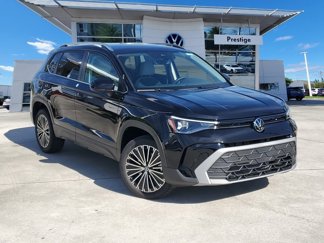 New 2025 Volkswagen Taos SE image 1