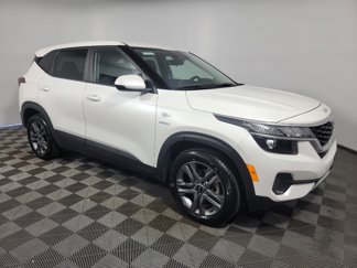 Certified 2023 Kia Seltos LX image 1