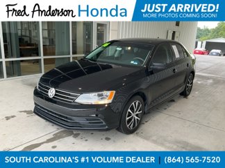 Used 2016 Volkswagen Jetta SE image 1