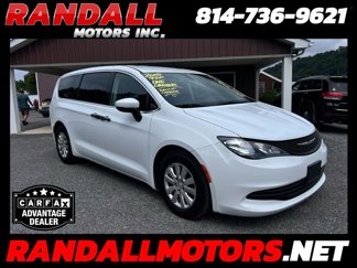 Used 2018 Chrysler Pacifica L image 1