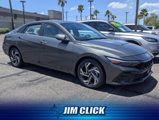 Used 2024 Hyundai Elantra SEL w/ Convenience Package image 1