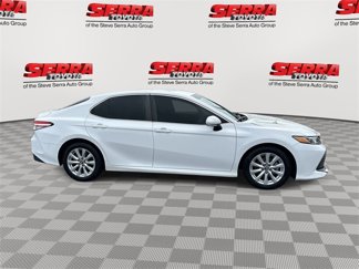 Certified 2018 Toyota Camry LE w/ Convenience Package image 1