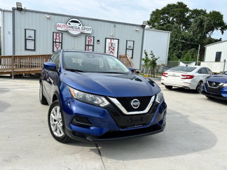 Used 2021 Nissan Rogue Sport S image 1