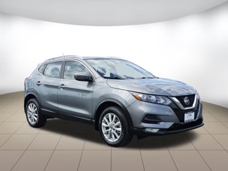 Used 2022 Nissan Rogue Sport SV image 1