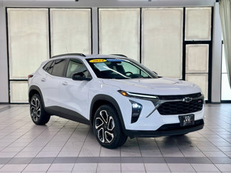 Certified 2024 Chevrolet Trax RS w/ Driver Confidence Package image 1