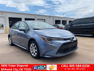 Used 2022 Toyota Corolla LE image 1