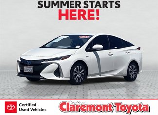 Certified 2020 Toyota Prius Prime LE image 1