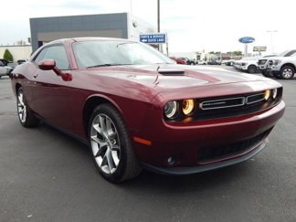 Used 2020 Dodge Challenger SXT w/ Plus Package image 1