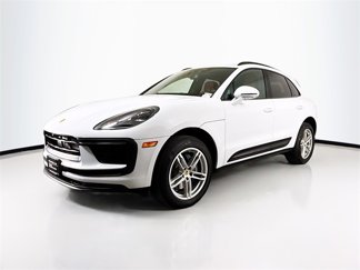 Certified 2022 Porsche Macan image 1