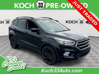 Used 2019 Ford Escape SE image 1