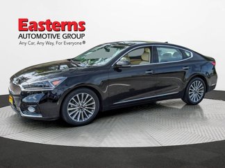 Used 2018 Kia Cadenza Premium w/ Luxury Package image 1