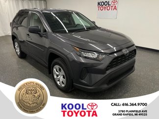 Certified 2022 Toyota RAV4 LE image 1
