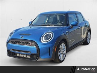 Used 2024 MINI Cooper S image 1