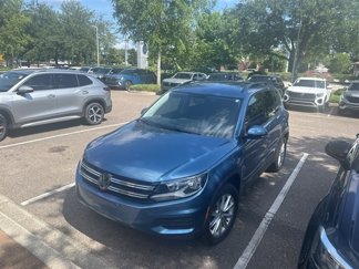 Used 2017 Volkswagen Tiguan S image 1