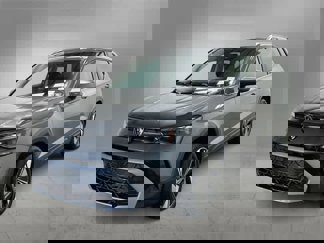 New 2025 Volkswagen Taos SE image 1