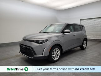 Used 2023 Kia Soul LX w/ LX Technology Package image 1