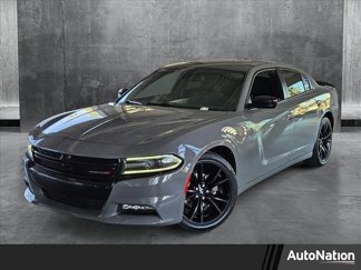 Used 2017 Dodge Charger SXT w/ Blacktop Package image 1