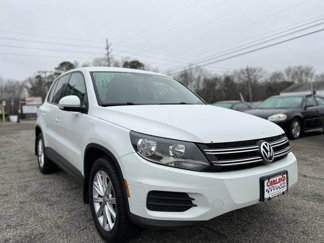 Used 2014 Volkswagen Tiguan SE image 1
