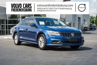 Used 2016 Volkswagen Passat 1.8T S image 1