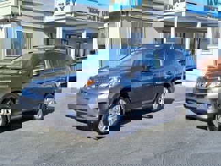 Used 2014 Toyota RAV4 LE image 1