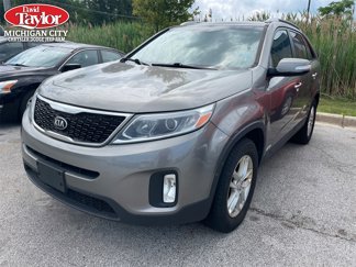 Used 2014 Kia Sorento LX image 1