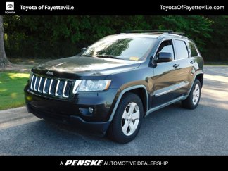 Used 2011 Jeep Grand Cherokee Laredo image 1