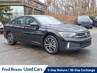 Used 2024 Volkswagen Jetta Sport image 1